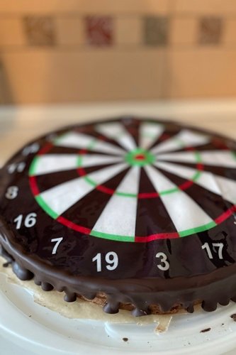 Tortenaufleger Dart – essbare Tortendeko